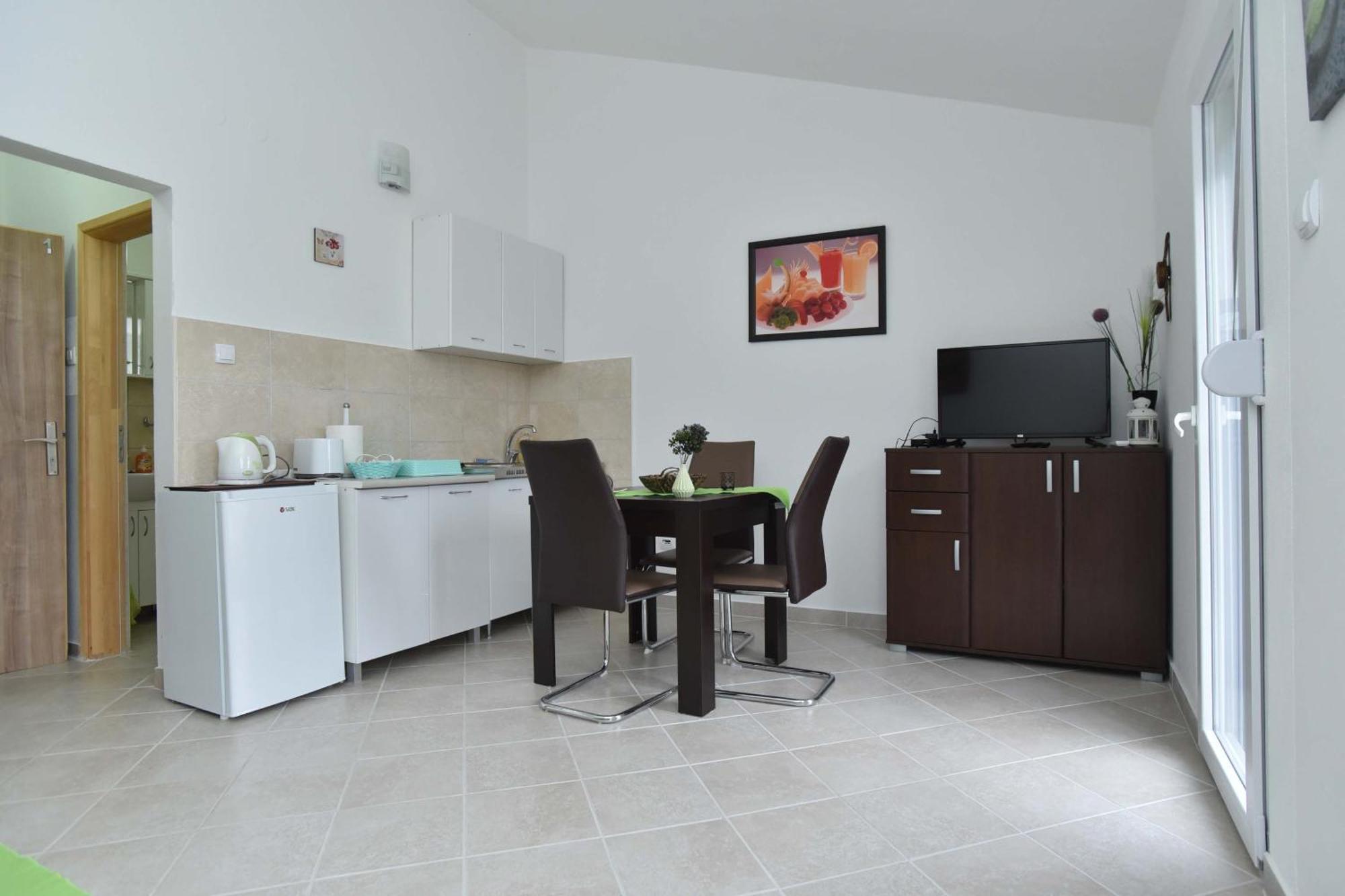 Vila Lucice Petrovac Ngoại thất bức ảnh