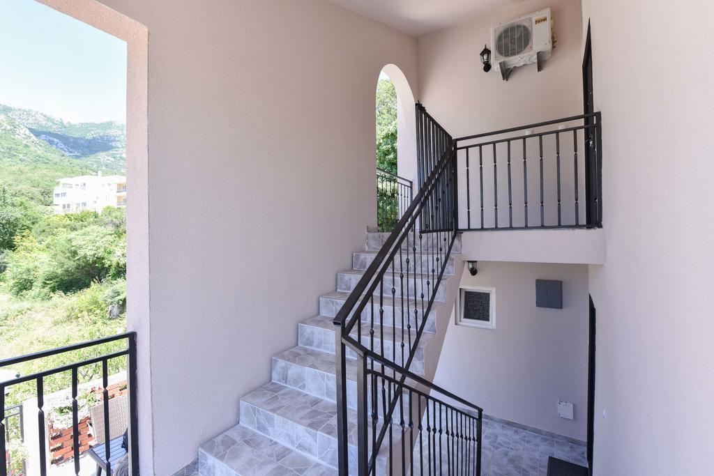 Vila Lucice Petrovac Ngoại thất bức ảnh