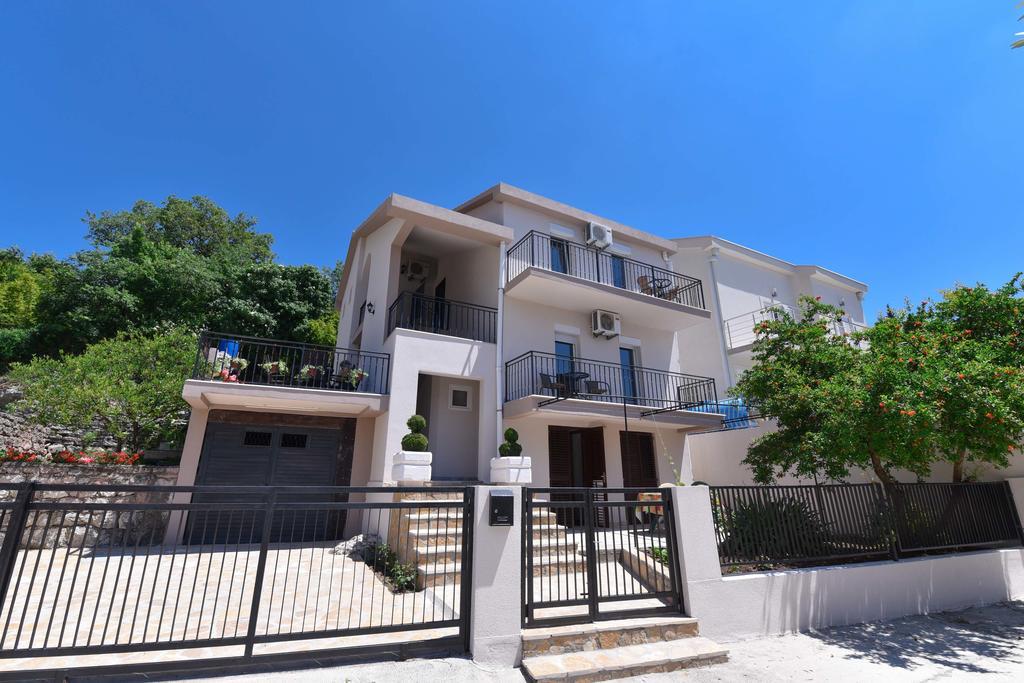 Vila Lucice Petrovac Ngoại thất bức ảnh