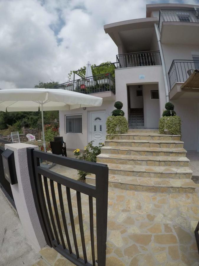 Vila Lucice Petrovac Ngoại thất bức ảnh